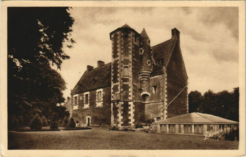 Carte postale ancienne Le Plessis-les-Tours Chateau de Louis Xi à Tours