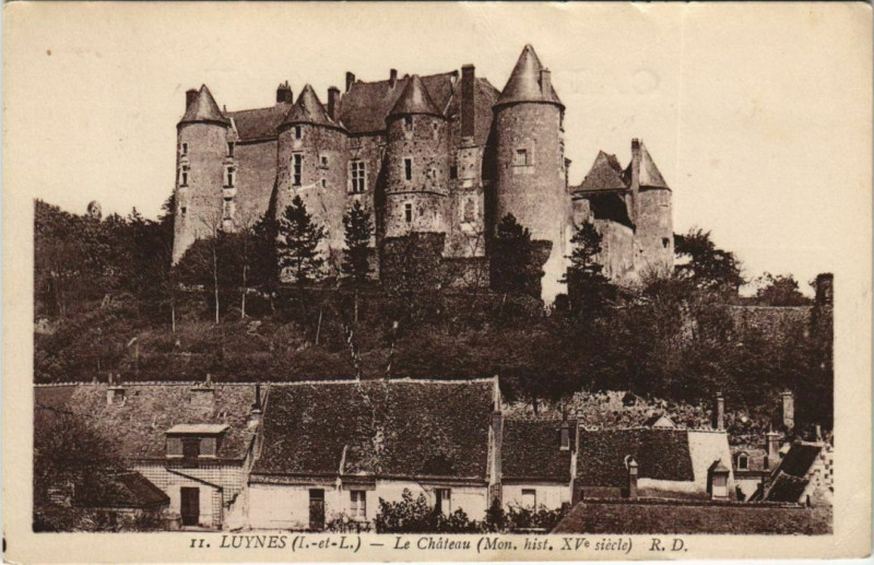 Carte postale ancienne Luynes - Le Chateau à Luynes