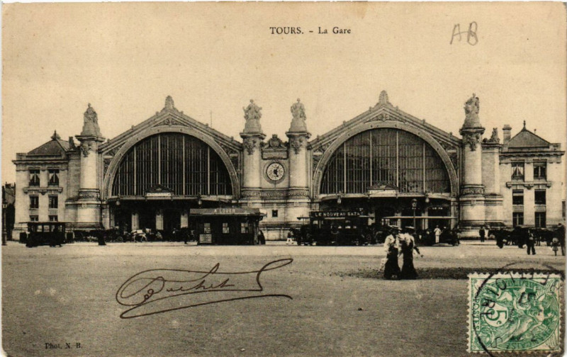 Carte postale ancienne Tours - La Gare à Tours
