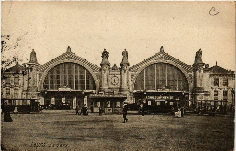 Carte postale ancienne Tours - La Gare à Tours