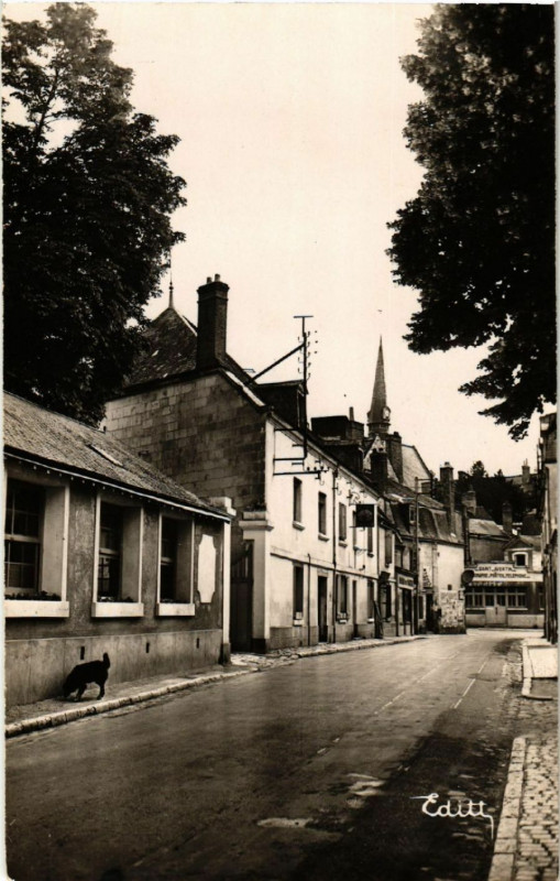 Carte postale ancienne Saint-Avertin - Rue de Larcay à Saint-Avertin