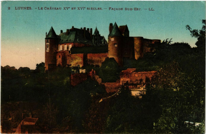 Carte postale ancienne Luynes - Le Chateau à Luynes