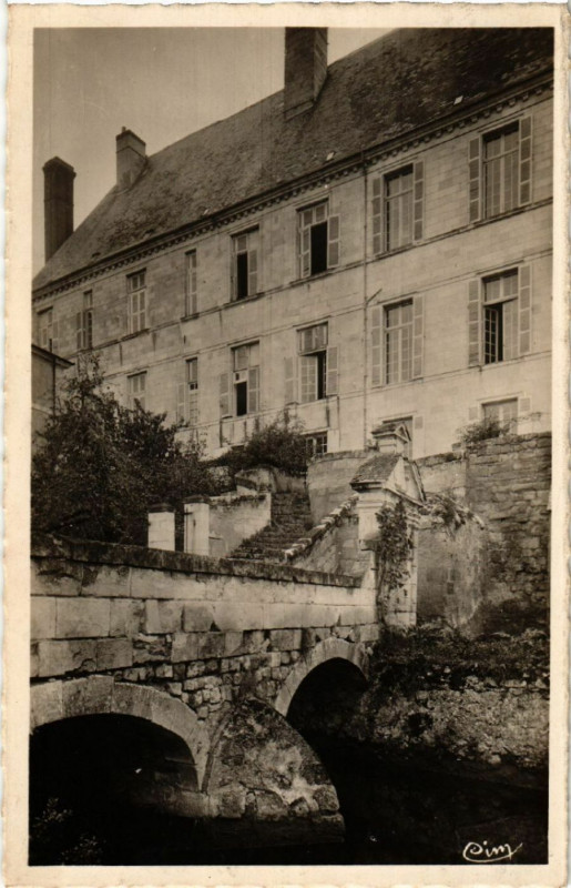 Carte postale ancienne Bourgueil - L'Abbaye à Bourgueil