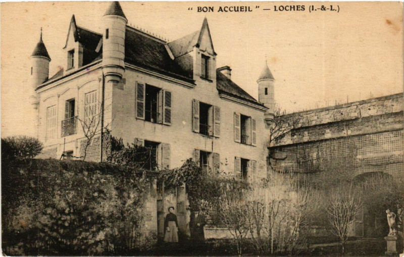 Carte postale ancienne Bon Accueil - Loches à Loches