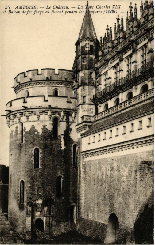 Carte postale ancienne Amboise - Le Chateau à Amboise