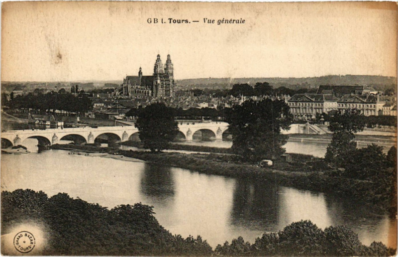 Carte postale ancienne Tours - Vue générale à Tours