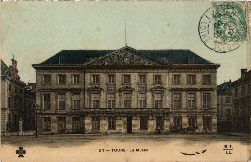 Carte postale ancienne Tours - Le Musée à Tours