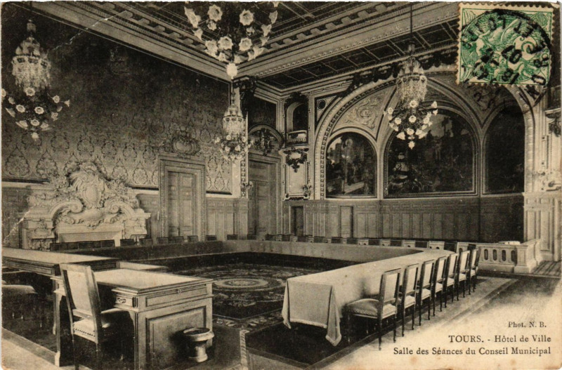 Carte postale ancienne Tours - Hotel de Ville - Salle des Séances du Conseil Municipal à Tours