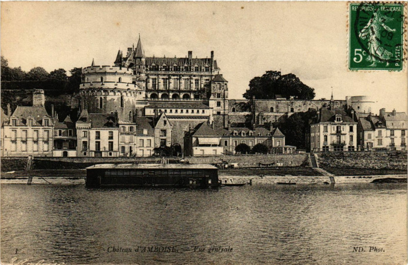 Carte postale ancienne Chateau de Amboise - Vue générale à Amboise