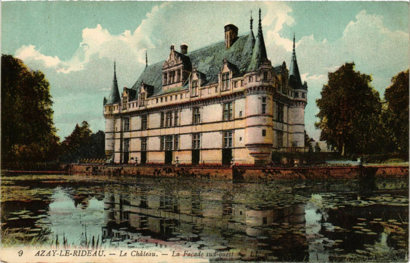 Carte postale ancienne Azay-le-Rideau - Le Chateau - La Facade sud-ouest à Azay-le-Rideau
