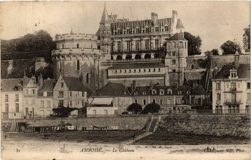 Carte postale ancienne Amboise - Le Chateau à Amboise