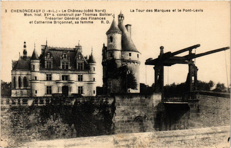Carte postale ancienne Chenonceaux - Le Chateau (coté Nord) Mon.hist Xv s. à Chenonceaux
