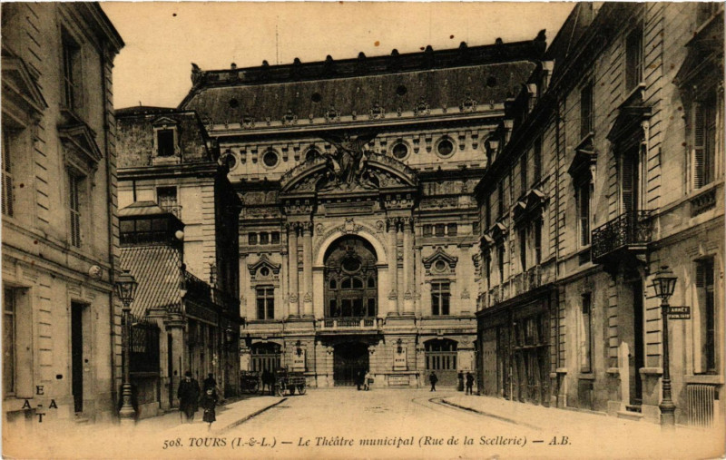 Carte postale ancienne Tours - Le Théatre municipal (Rue de la Scellerie) à Tours
