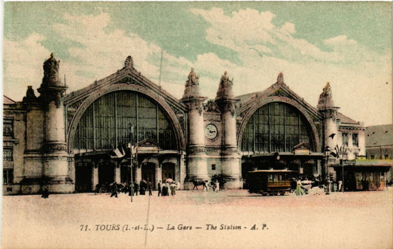 Carte postale ancienne Tours - La Gare - The Station à Tours