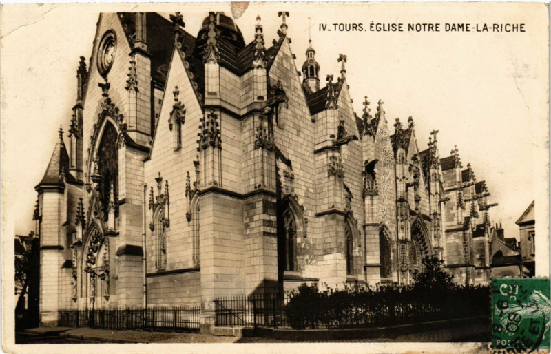 Carte postale ancienne Tours - Eglise Notre Dame - La Riche à Tours