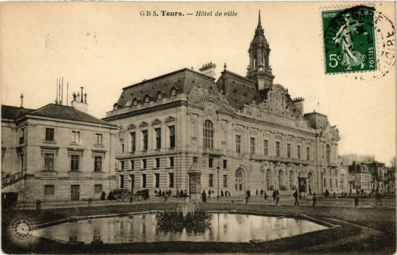 Carte postale ancienne Tours - Hotel de ville à Tours
