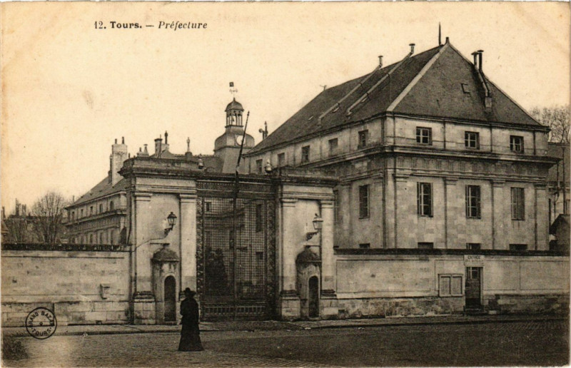 Carte postale ancienne Tours - Préfecture à Tours