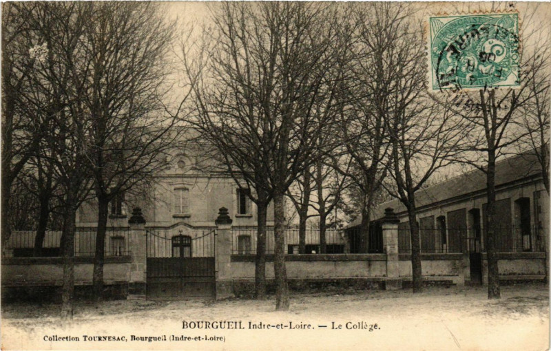 Carte postale ancienne Bourgueil - Le College à Bourgueil