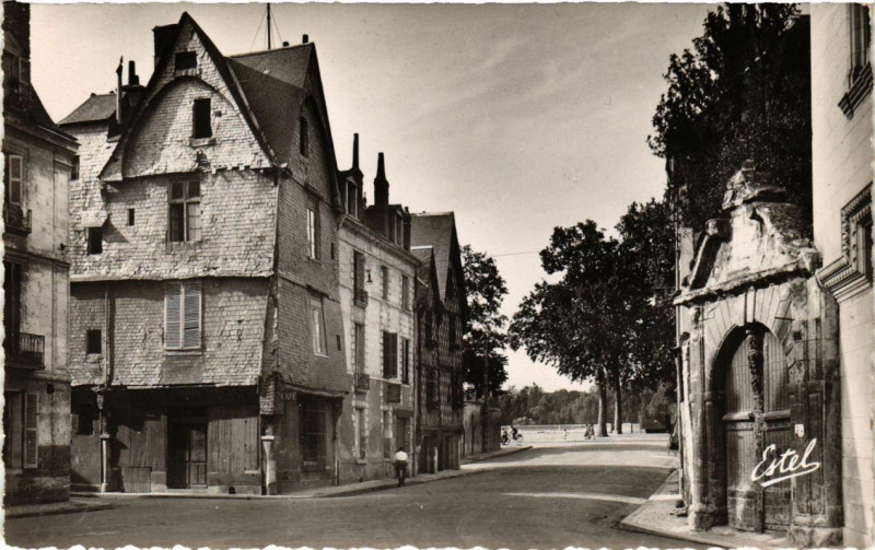 Carte postale ancienne Tours Place Foire-le-Roi à Tours