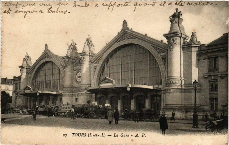 Carte postale ancienne Tours - La Gare à Tours