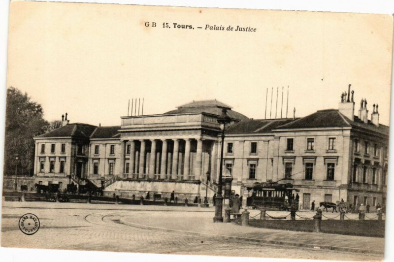 Carte postale ancienne Tours-Palais de Justice à Tours