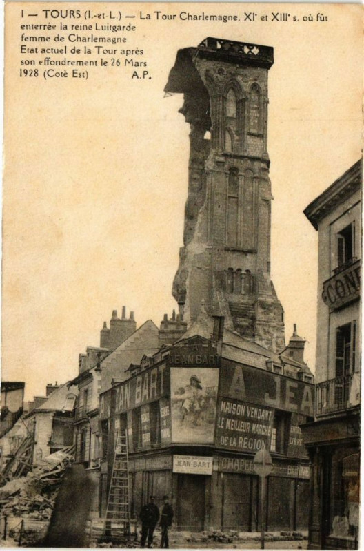 Carte postale ancienne Tours-La Tour Charlemagne à Tours
