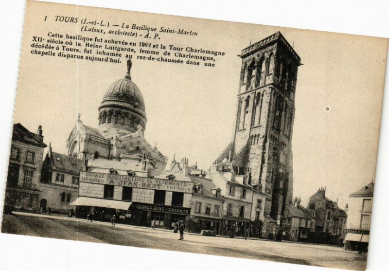 Carte postale ancienne Tours-La Basilique St-Martin à Tours