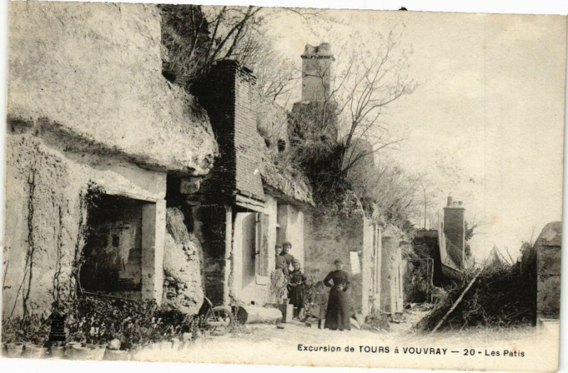 Carte postale ancienne Excursion de Tours a Vouvray-Les Patis à Tours
