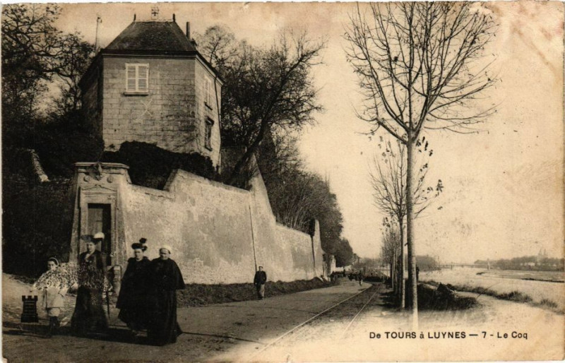 Carte postale ancienne De Tours a Luynes-Le Coq à Tours