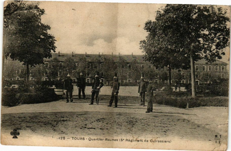 Carte postale ancienne Tours-Quartier Raunes à Tours