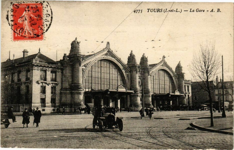 Carte postale ancienne Tours-La Gare à Tours