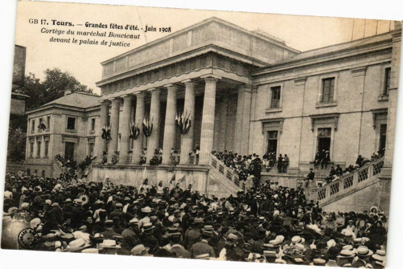 Carte postale ancienne Tours -Grandes fétes d'été-Juin 1908 -Cortége du maréchal Boucicaut à Tours