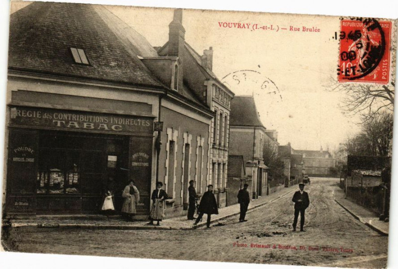 Carte postale ancienne Vouvray - Rue Brulée à Vouvray