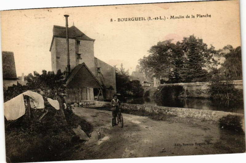 Carte postale ancienne Bourgueil - Moulin de la Planche à Bourgueil