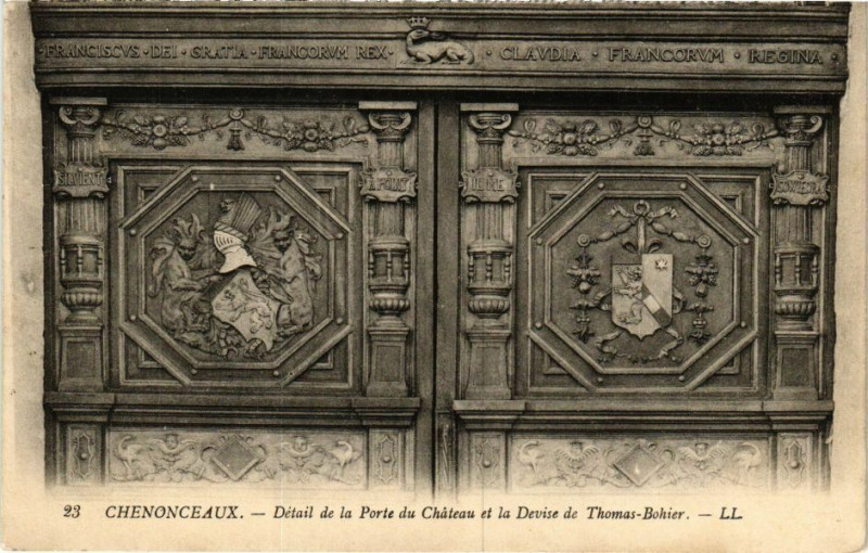 Carte postale ancienne Chenonceaux - Détail dela Porte du Chateau et la Devise de Thomas à Chenonceaux