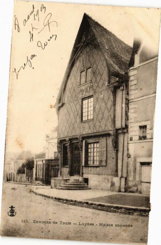 Carte postale ancienne Env. de Tours - Luynes - Maison ancienne à Tours