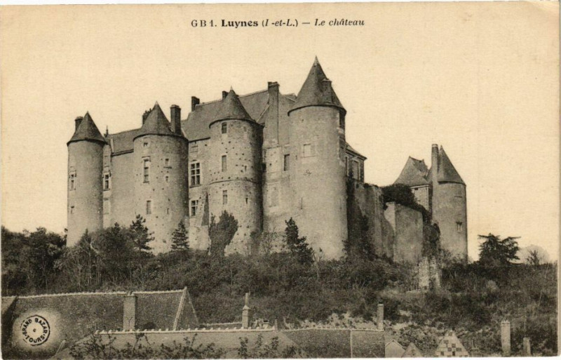 Carte postale ancienne Luynes - Le Chateau à Luynes