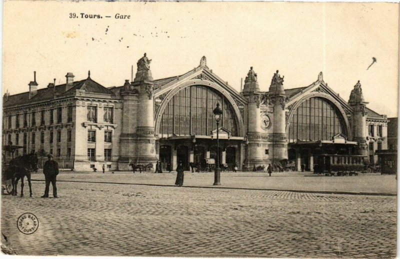 Carte postale ancienne Tours - Gare à Tours