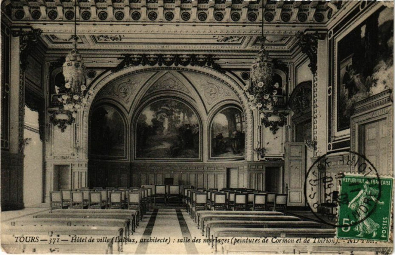 Carte postale ancienne Tours - Hotel de ville (Laloux architecte) salle des mariages à Tours