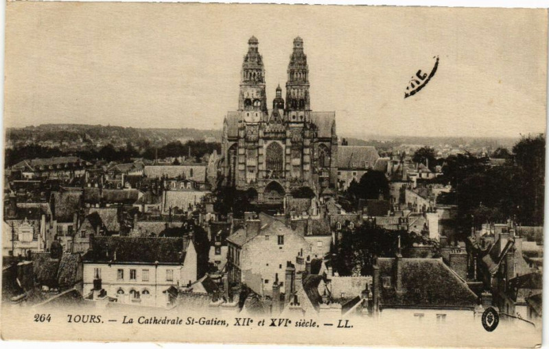 Carte postale ancienne Tours - La Cathédrale St-Gatien Xii et Xvi siécle à Tours