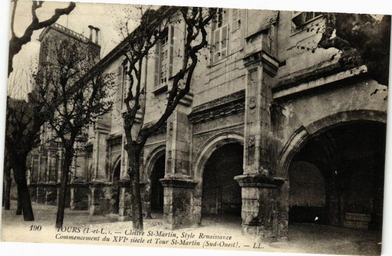 Carte postale ancienne Tours - Cloitre St-Martin Style Renaissance à Tours