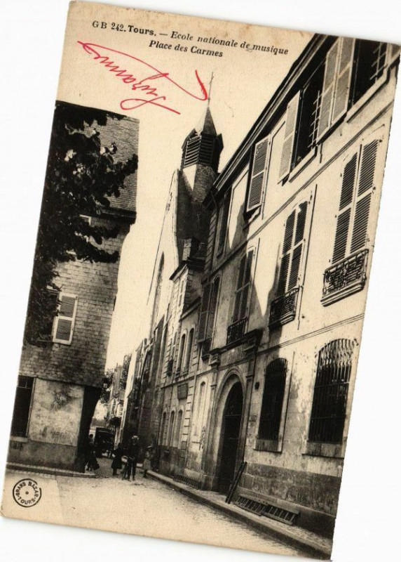 Carte postale ancienne Tours - Ecole nationale de musique - Place des Carmes à Tours
