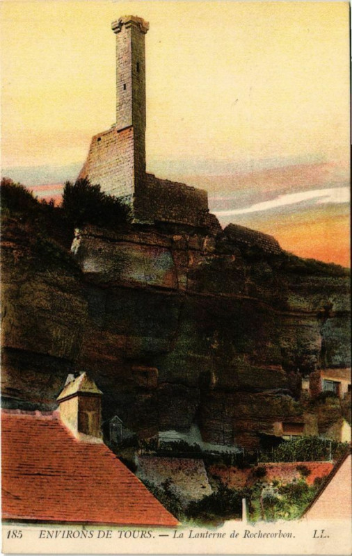 Carte postale ancienne Env. de Tours - La Lanterne de Rochecorbon à Tours
