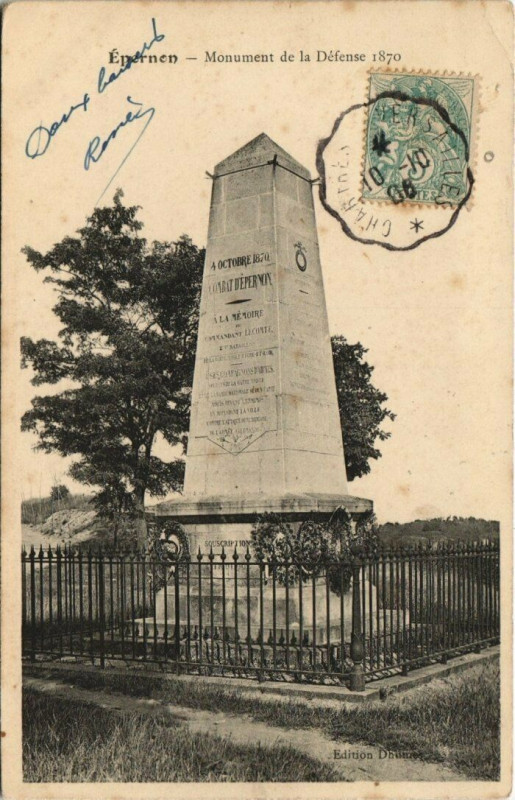 Carte postale ancienne Epernon-Monument de la Defense 1870 à Épernon