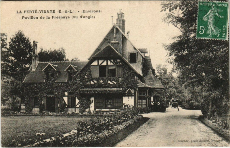 Carte postale ancienne La Ferte-Vidame - Pavillon de la FRESNAYe à La Ferté-Vidame
