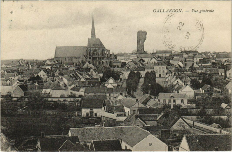 Carte postale ancienne Gallardon - Vue générale à Gallardon