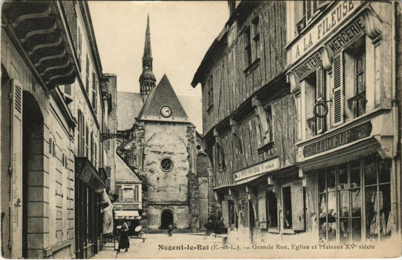 Carte postale ancienne Nogent-le-Roi-Grande Rue Eglise et Maisons Xv siecle à Maisons