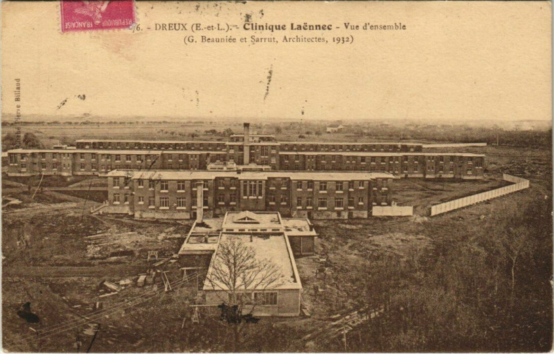 Carte postale ancienne Dreux - Clinique Laennec à Dreux