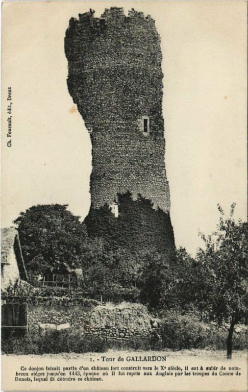 Carte postale ancienne Tour de Gallardon à Gallardon