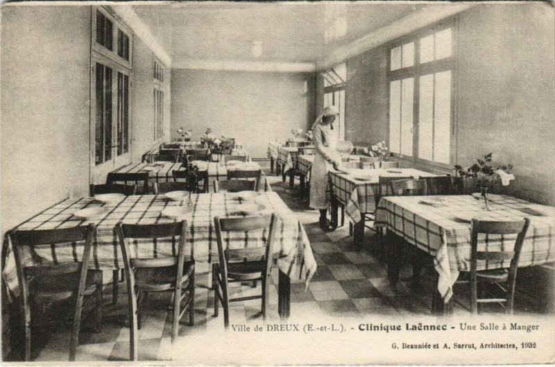 Carte postale ancienne Dreux - Clinique Laennec à Dreux